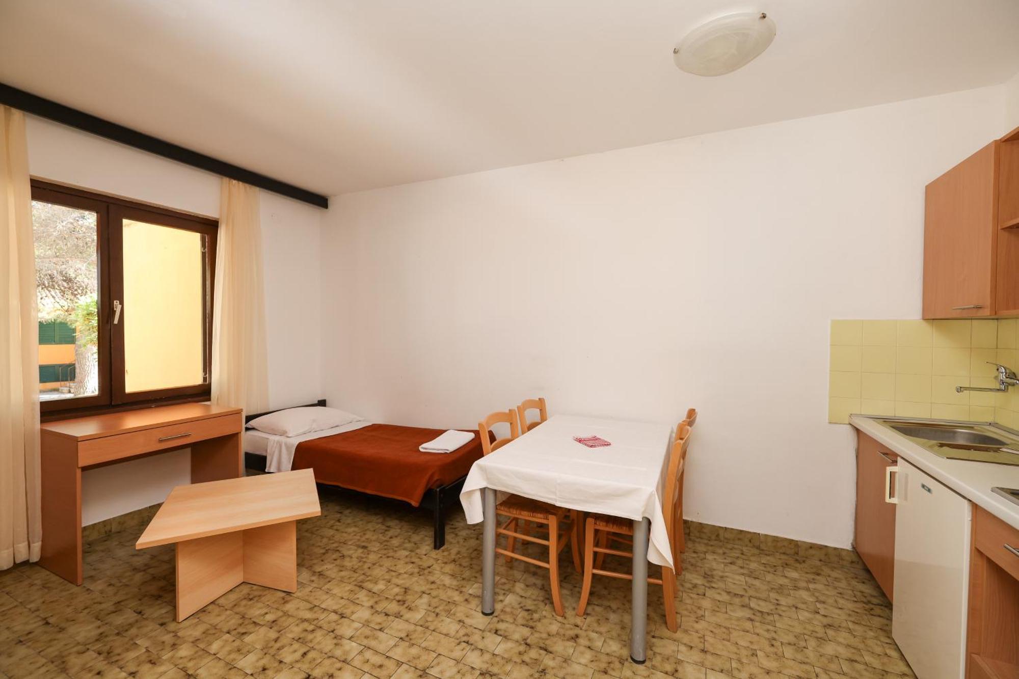 Apartments Medena Budget Trogir Bagian luar foto